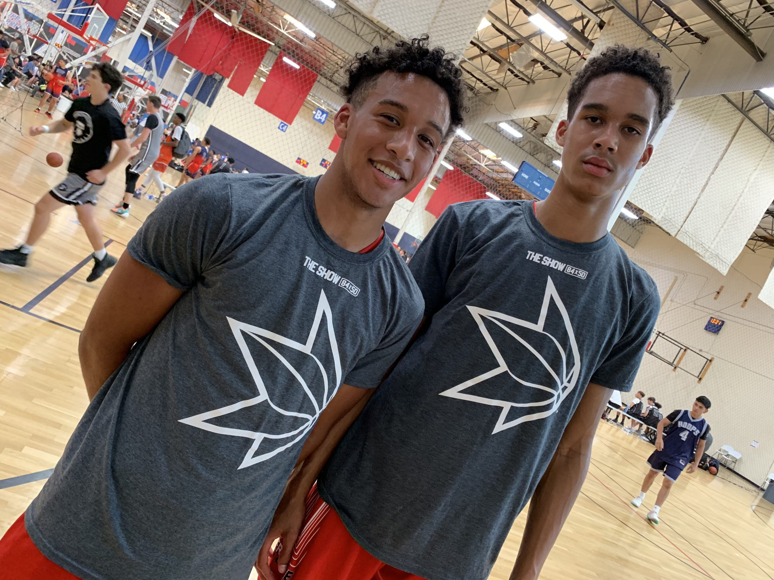 SQUAD UP Powerhouse 17U UAA Rise The Show Basketball